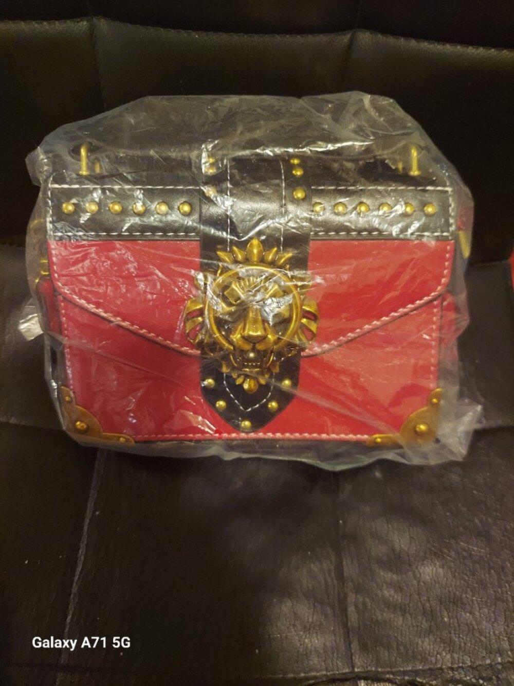 Vintage Red and Black Lion Head Crossbody Bag